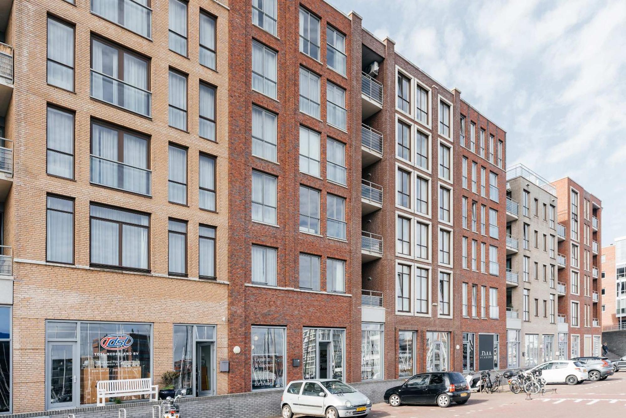 Bizstay Harbour Ii Scheveningen Apartment *